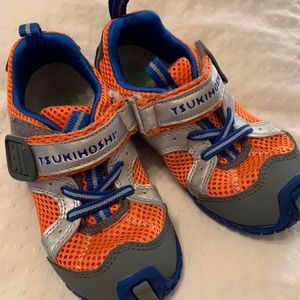 Tsukihoshi boys sneakers size 10